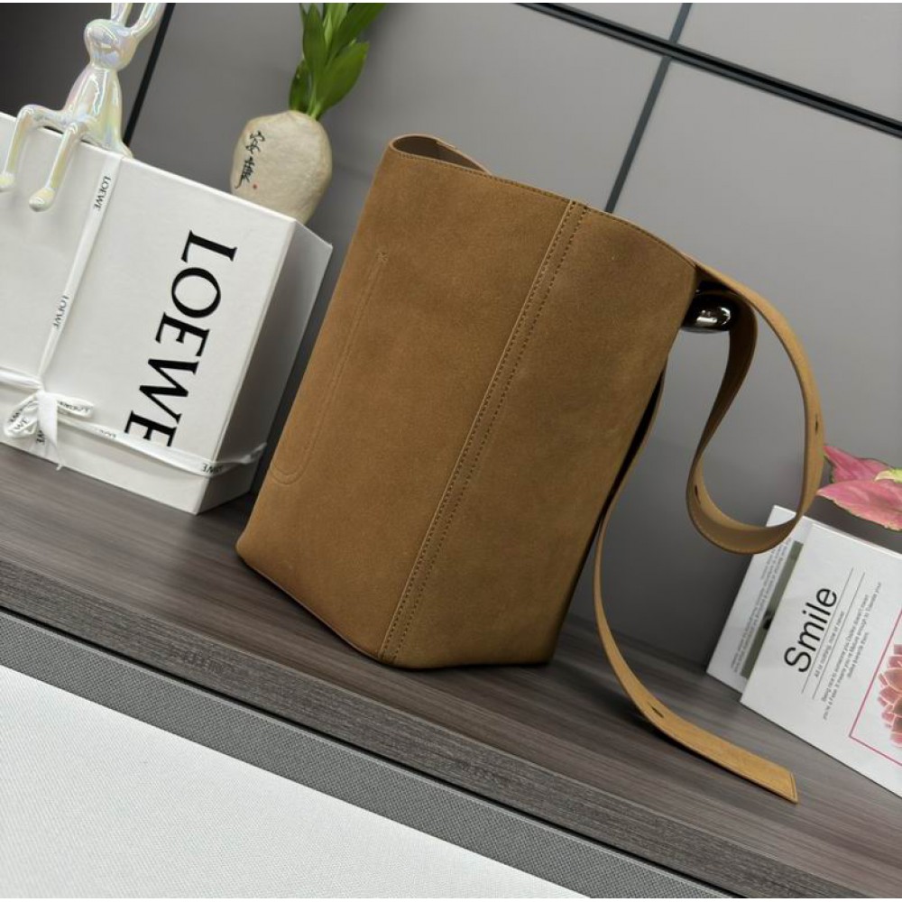 Loewe pebble bucket 28x27x33cm Bags