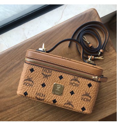 MCM Rockstar Vanity Case in Visetos Original 20X11X10CM