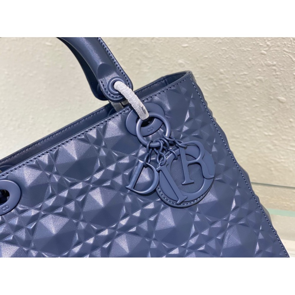 Dior Lady Medium Cannage Calfskin with Diamond Motif 24 x 21 x 12 cm Bags