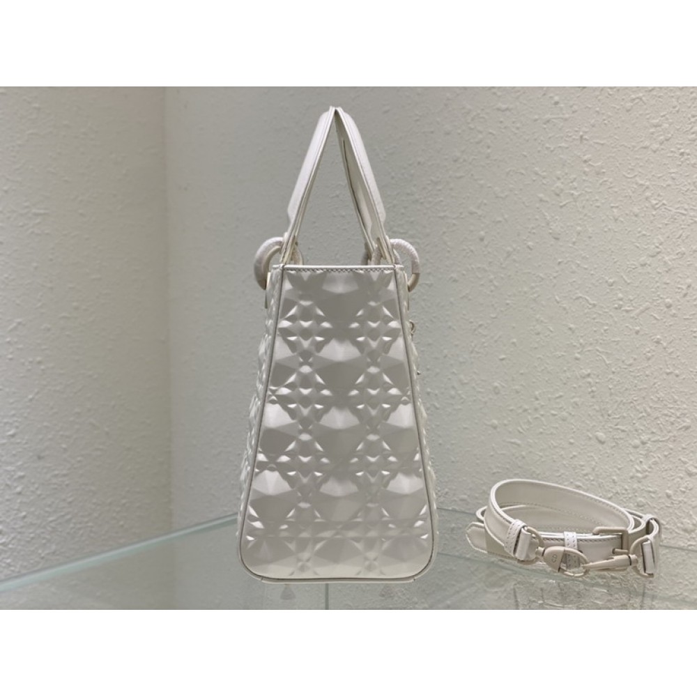 Dior Lady Medium Cannage Calfskin with Diamond Motif 24 x 21 x 12 cm Bags