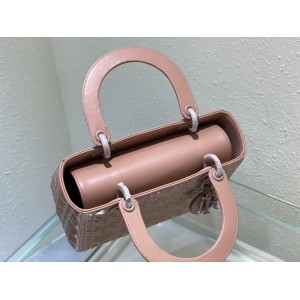 Dior Lady Medium Cannage Calfskin with Diamond Motif 24 x 21 x 12 cm Bags