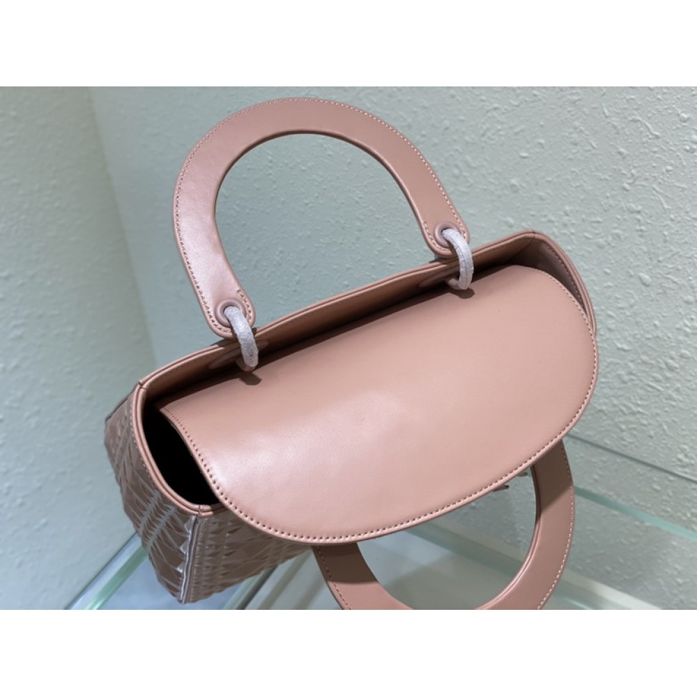 Dior Lady Medium Cannage Calfskin with Diamond Motif 24 x 21 x 12 cm Bags