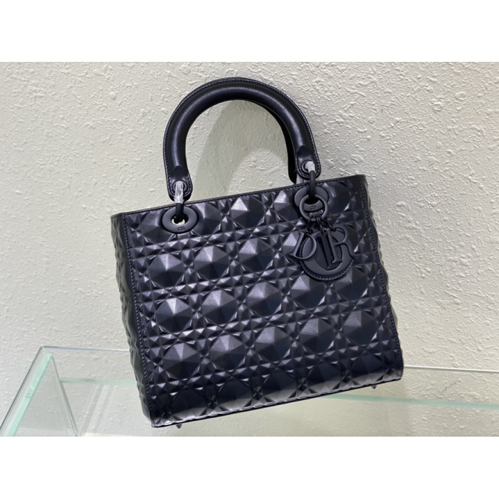 Dior Lady Medium Cannage Calfskin with Diamond Motif 24 x 21 x 12 cm Bags