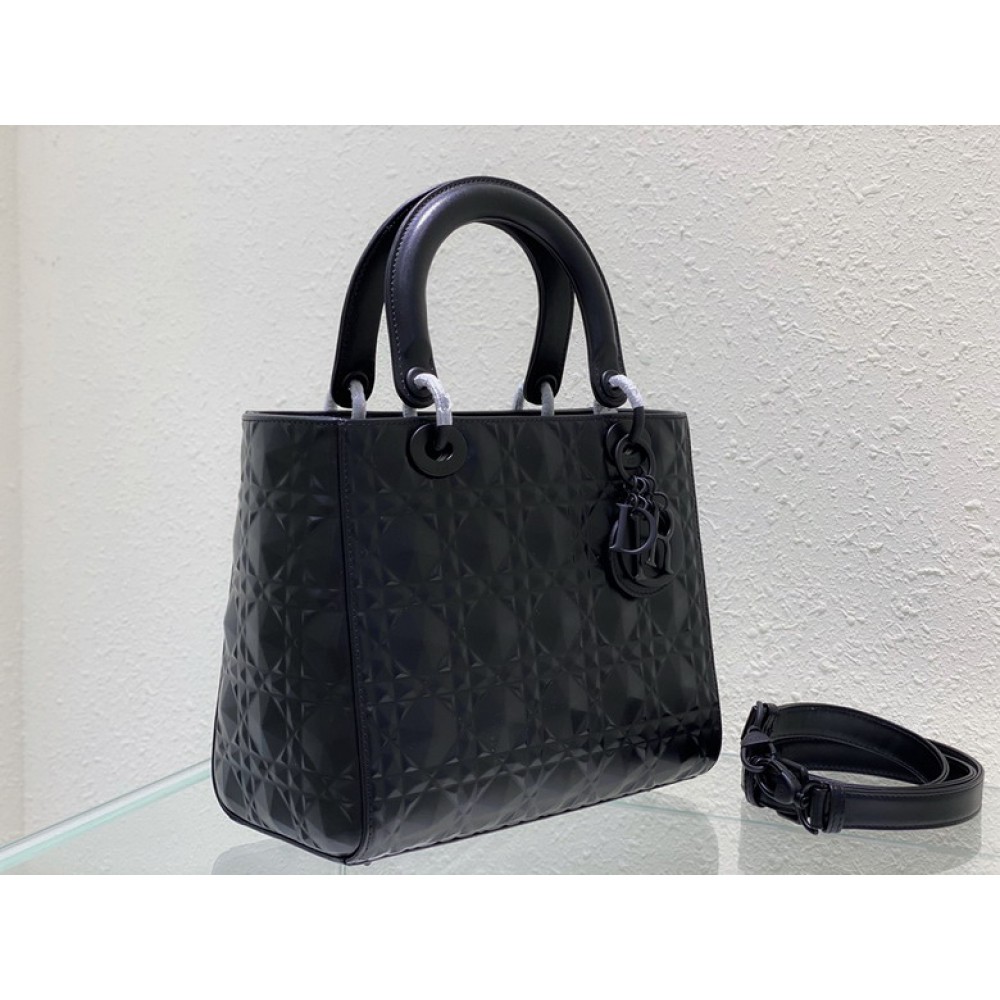 Dior Lady Medium Cannage Calfskin with Diamond Motif 24 x 21 x 12 cm Bags