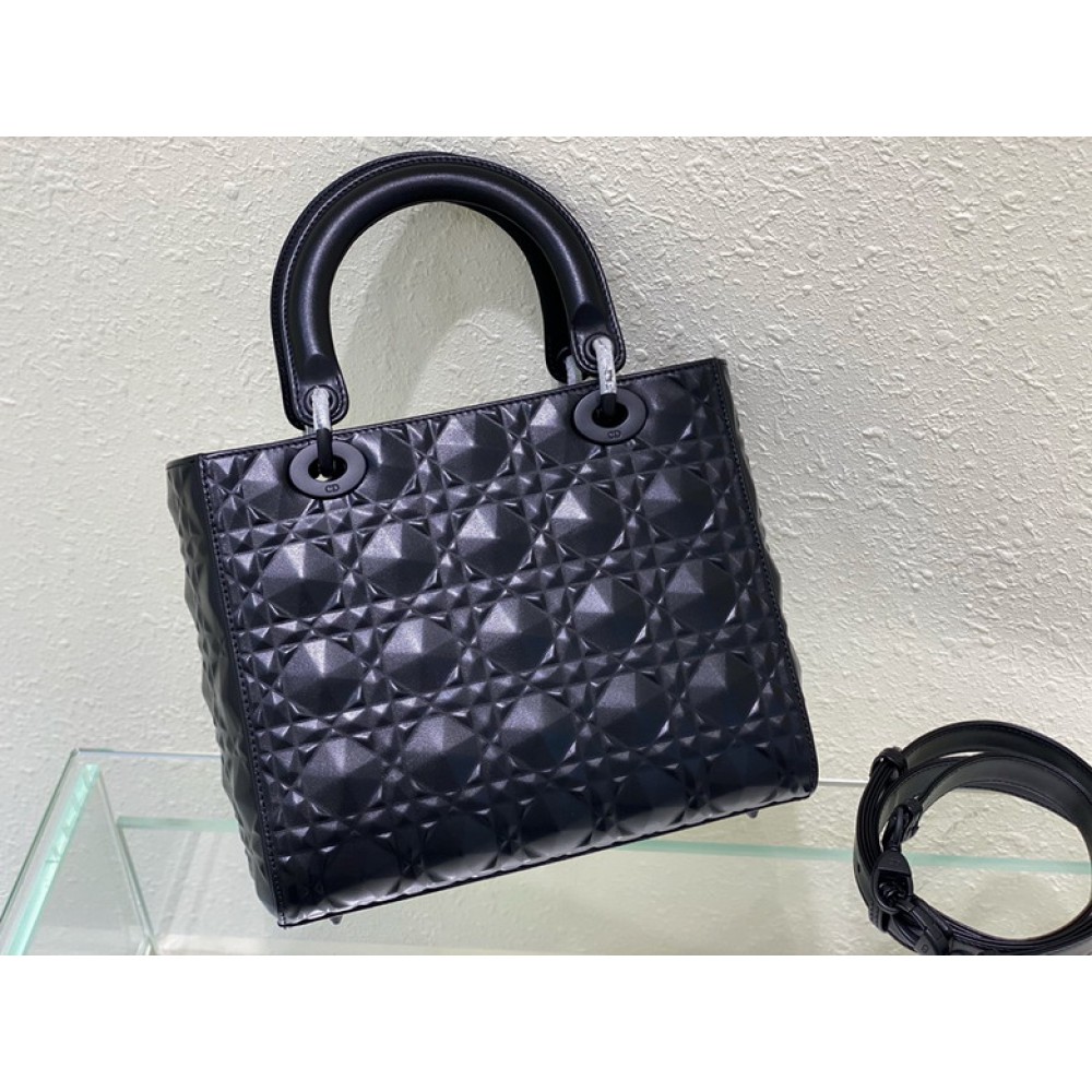 Dior Lady Medium Cannage Calfskin with Diamond Motif 24 x 21 x 12 cm Bags