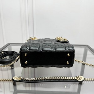 Dior Lady Mini Bag Cannage Lambskin 17 x 15 x 7 cm Bags