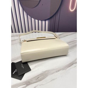 Ysl Manhattan medium size 29 x 20 x 7.5 CM Bags