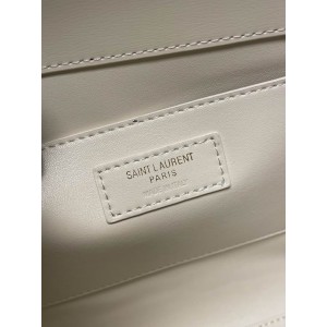 Ysl Manhattan medium size 29 x 20 x 7.5 CM Bags
