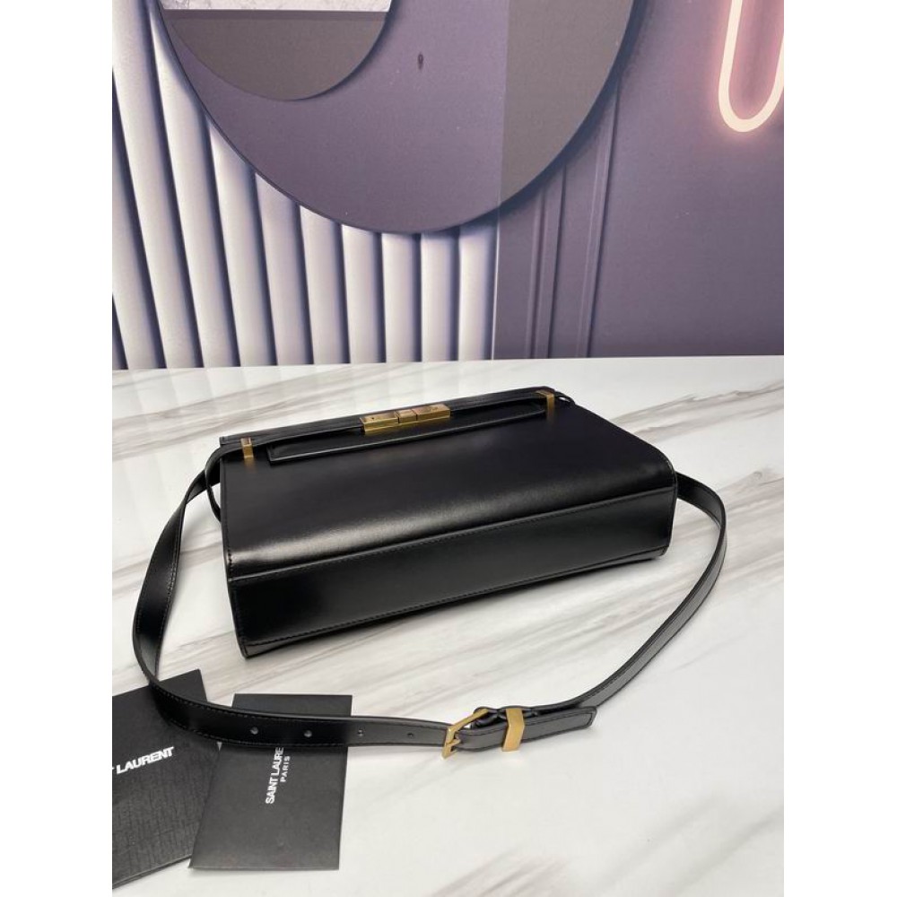 Ysl Manhattan medium size 29 x 20 x 7.5 CM Bags