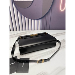 Ysl Manhattan medium size 29 x 20 x 7.5 CM Bags