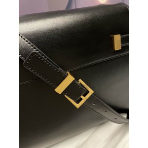 Ysl Manhattan medium size 29 x 20 x 7.5 CM Bags