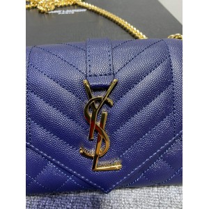 Ysl envelope in grained leather 21x13x6cm Bags