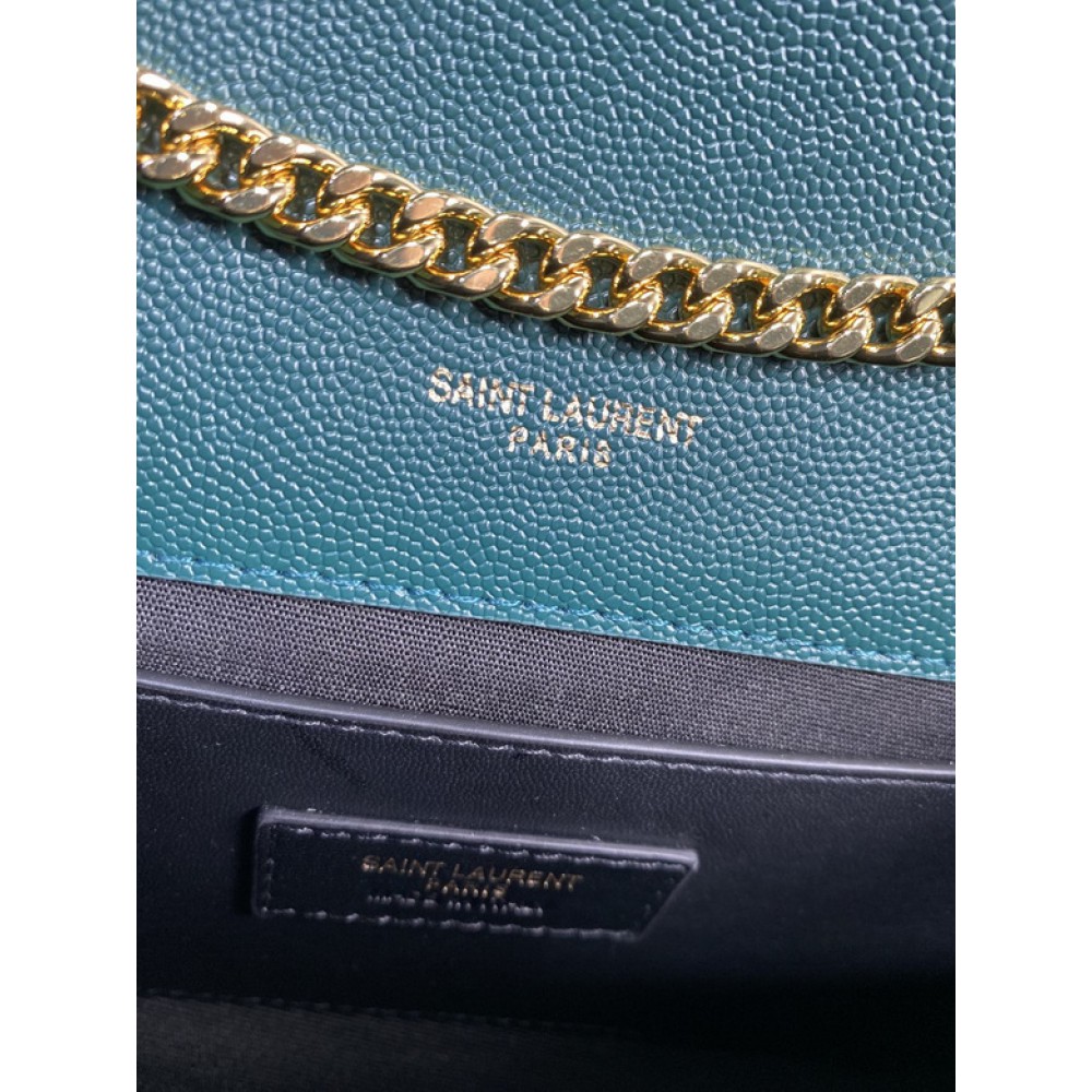 Ysl envelope in grained leather 21x13x6cm Bags