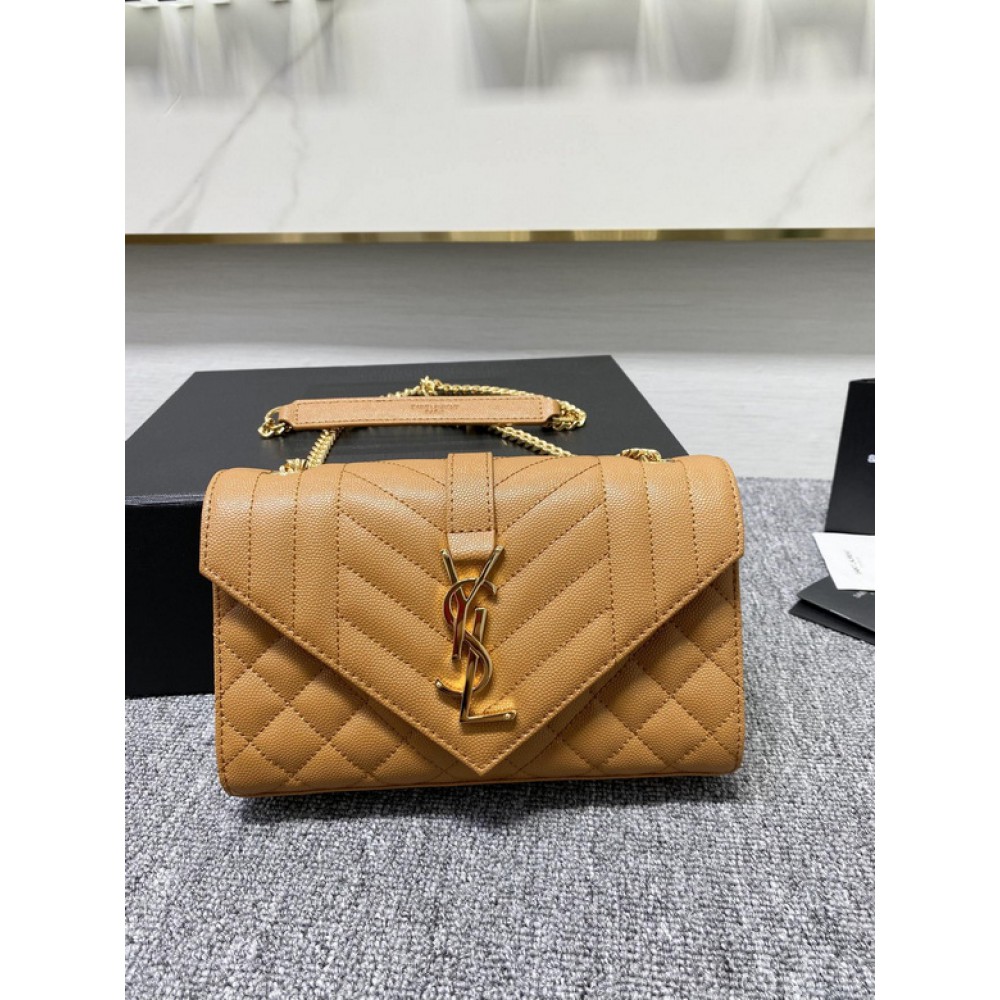 Ysl envelope in grained leather 21x13x6cm Bags