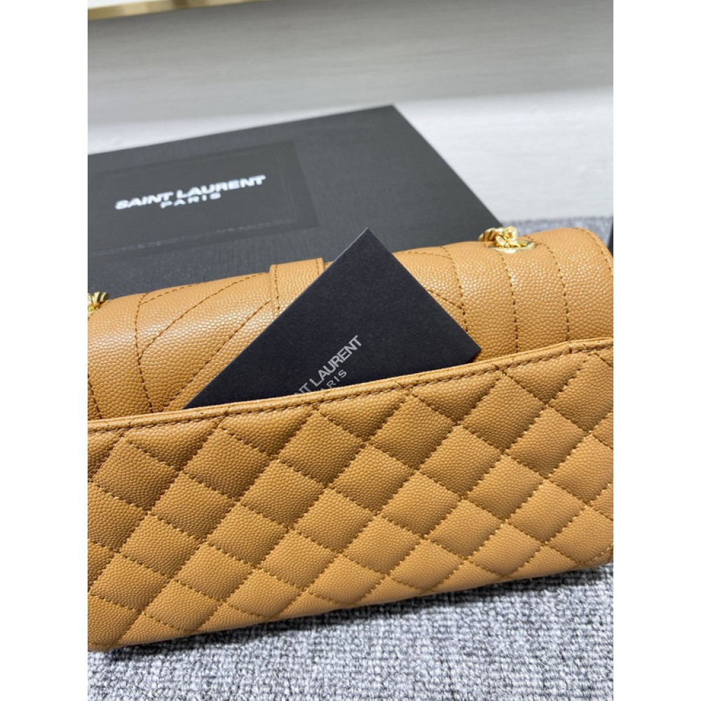 Ysl envelope in grained leather 21x13x6cm Bags