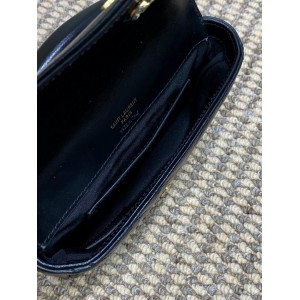 Ysl COLLEGE mini chain bag in shiny crackled leather 20 x 13 x 3 CM Bags