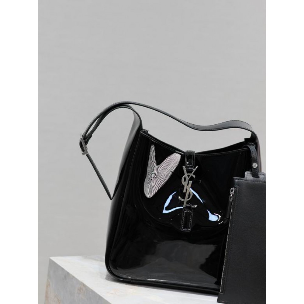 Ysl le 5 a 7 in pattent leather 23x22x8.5cm Bags