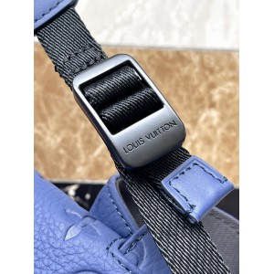 Lv Christopher MM M11688 38x44x12cm 