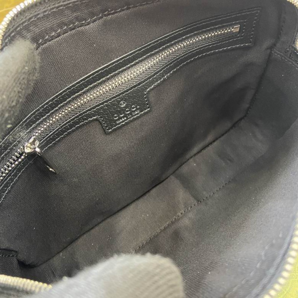 Gucci 795465 crossbody bag with tag W24cm x H16.5cm x D4.5cm Bags