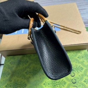 Gucci Diana super mini bag 760251 16.5x12x6cm Bags