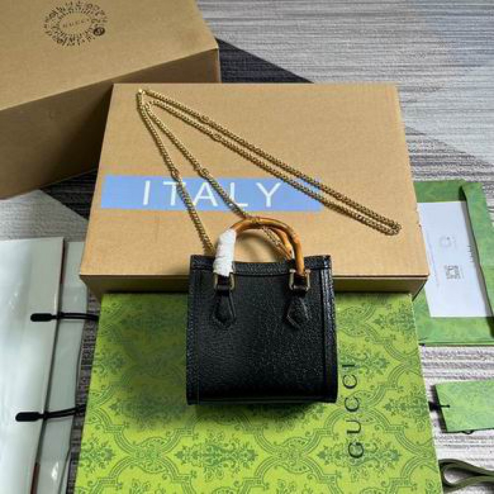 Gucci Diana super mini bag 760251 16.5x12x6cm Bags