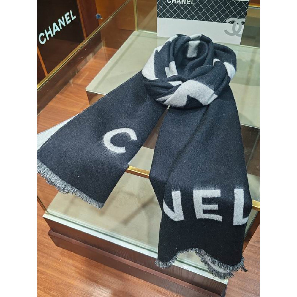 Chanel scarf 100% wool 65x200cm 