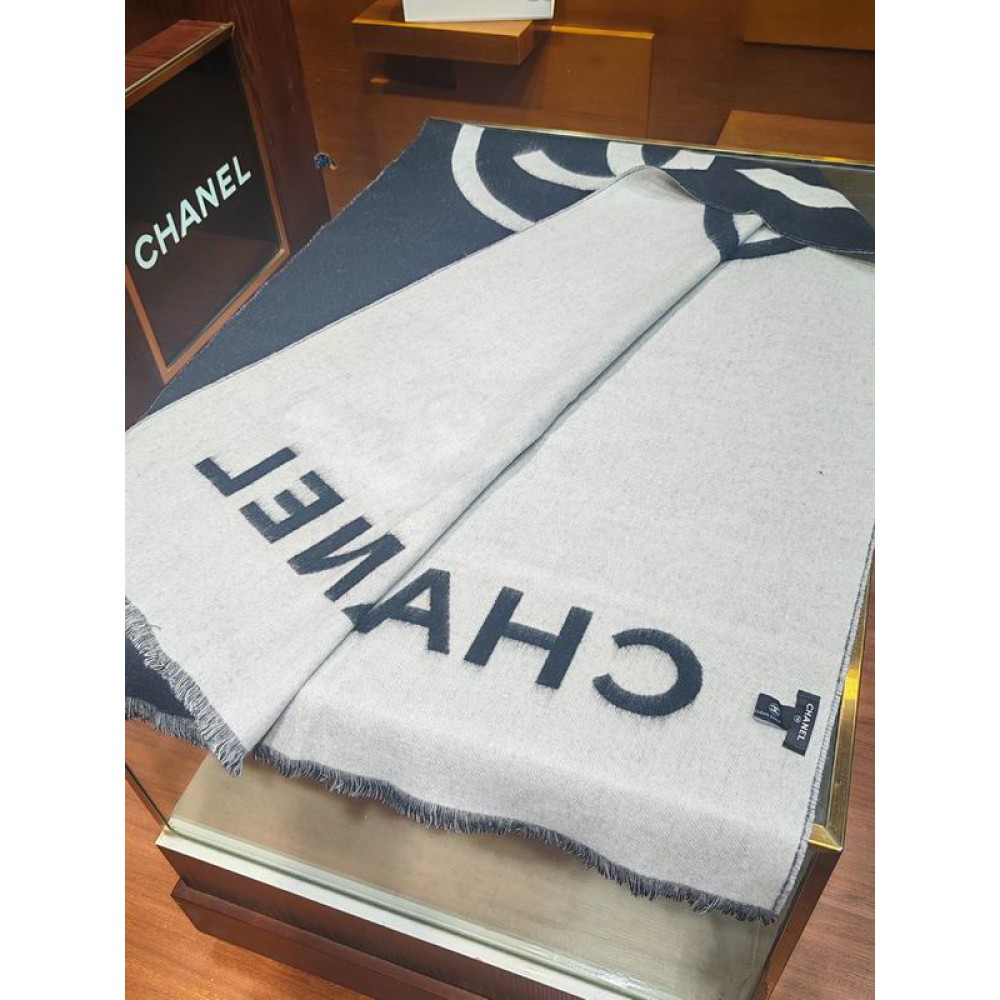 Chanel scarf 100% wool 65x200cm 