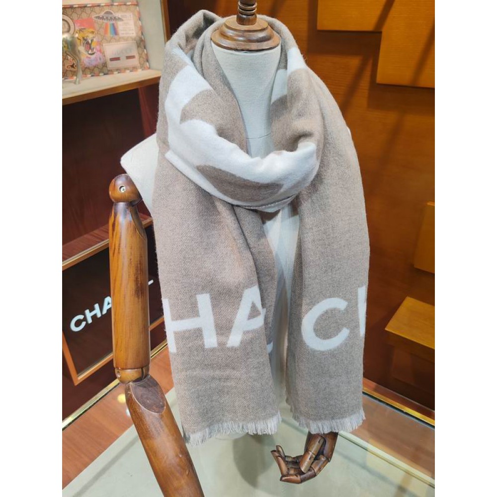 Chanel scarf 100% wool 65x200cm 