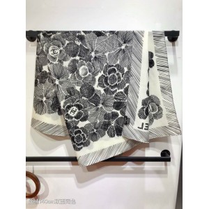 Chanel scarf 140x140 cm 70% silk 30% cashmere 