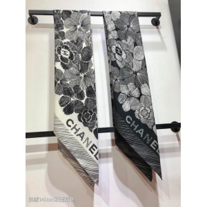 Chanel scarf 140x140 cm 70% silk 30% cashmere 