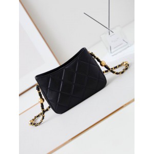 Chanel hobo 13x18x7cm 