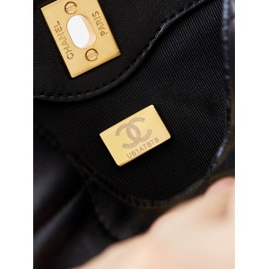 Chanel hobo 13x18x7cm 