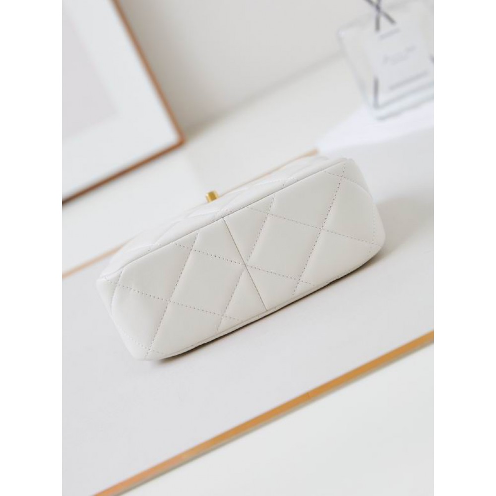 Chanel hobo 13x18x7cm 