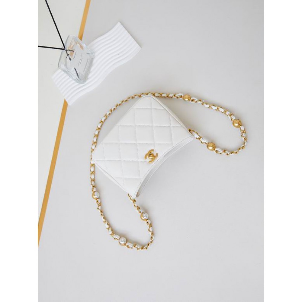 Chanel hobo 13x18x7cm 