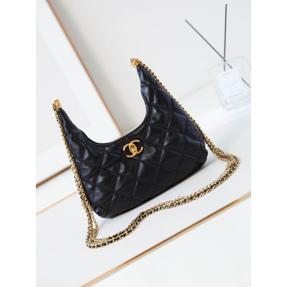 Chanel hobo 14x20x7cm 