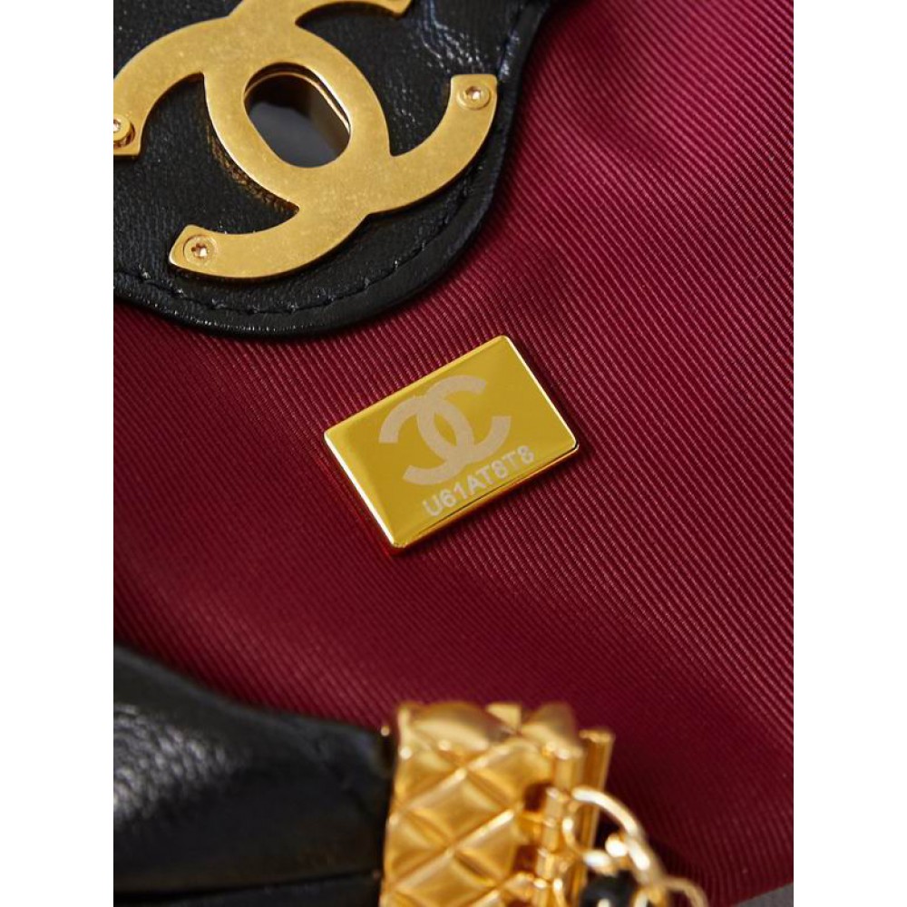 Chanel hobo 14x20x7cm 