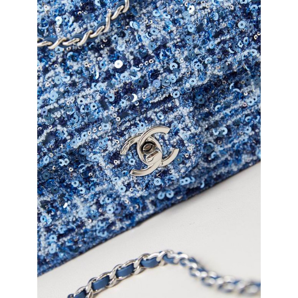 Chanel flap bag 14x20x8cm Bags