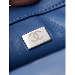 Chanel flap bag 14x20x8cm Bags