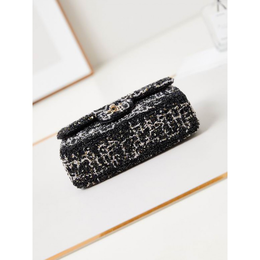 Chanel flap bag 14x20x8cm Bags