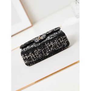 Chanel flap bag 14x20x8cm Bags