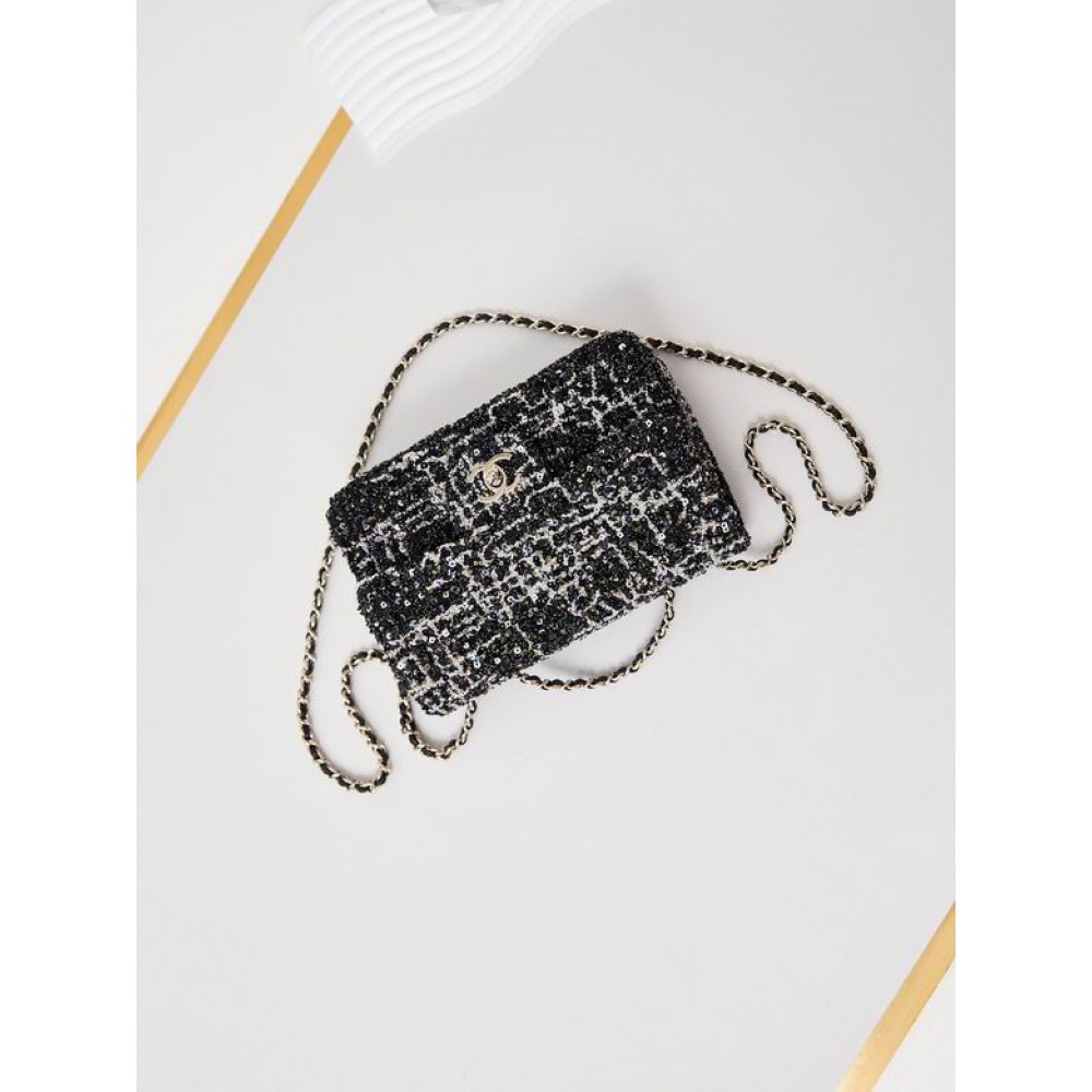 Chanel flap bag 14x20x8cm Bags