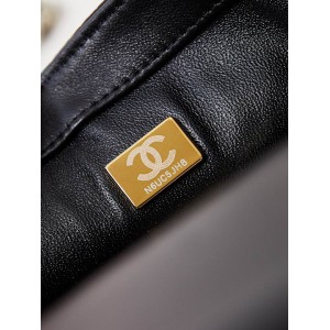 Chanel flap bag 14x20x8cm Bags