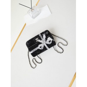 Chanel flap bag 13x21x8cm Bags
