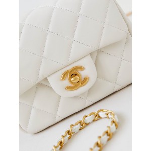 Chanel flap bag 13x18x7cm Bags