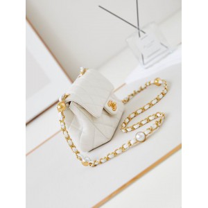 Chanel flap bag 13x18x7cm Bags