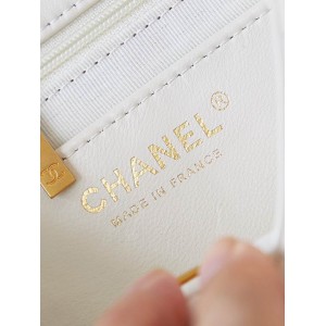 Chanel flap bag 13x18x7cm Bags