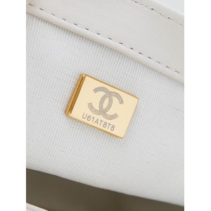 Chanel flap bag 13x18x7cm Bags