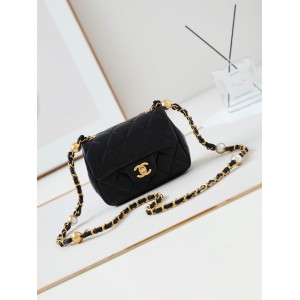 Chanel flap bag 13x18x7cm Bags