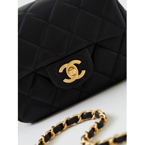Chanel flap bag 13x18x7cm Bags
