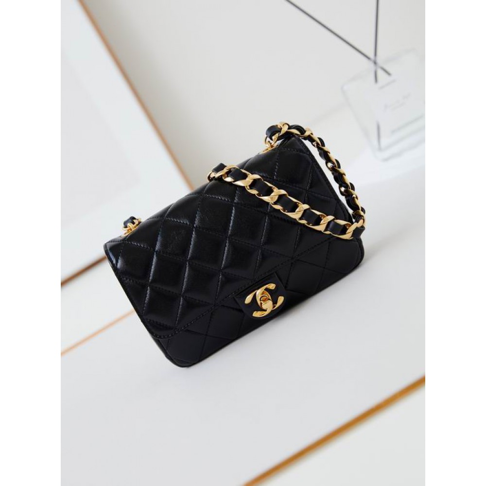 Chanel flap bag 13x20x4.5cm Bags